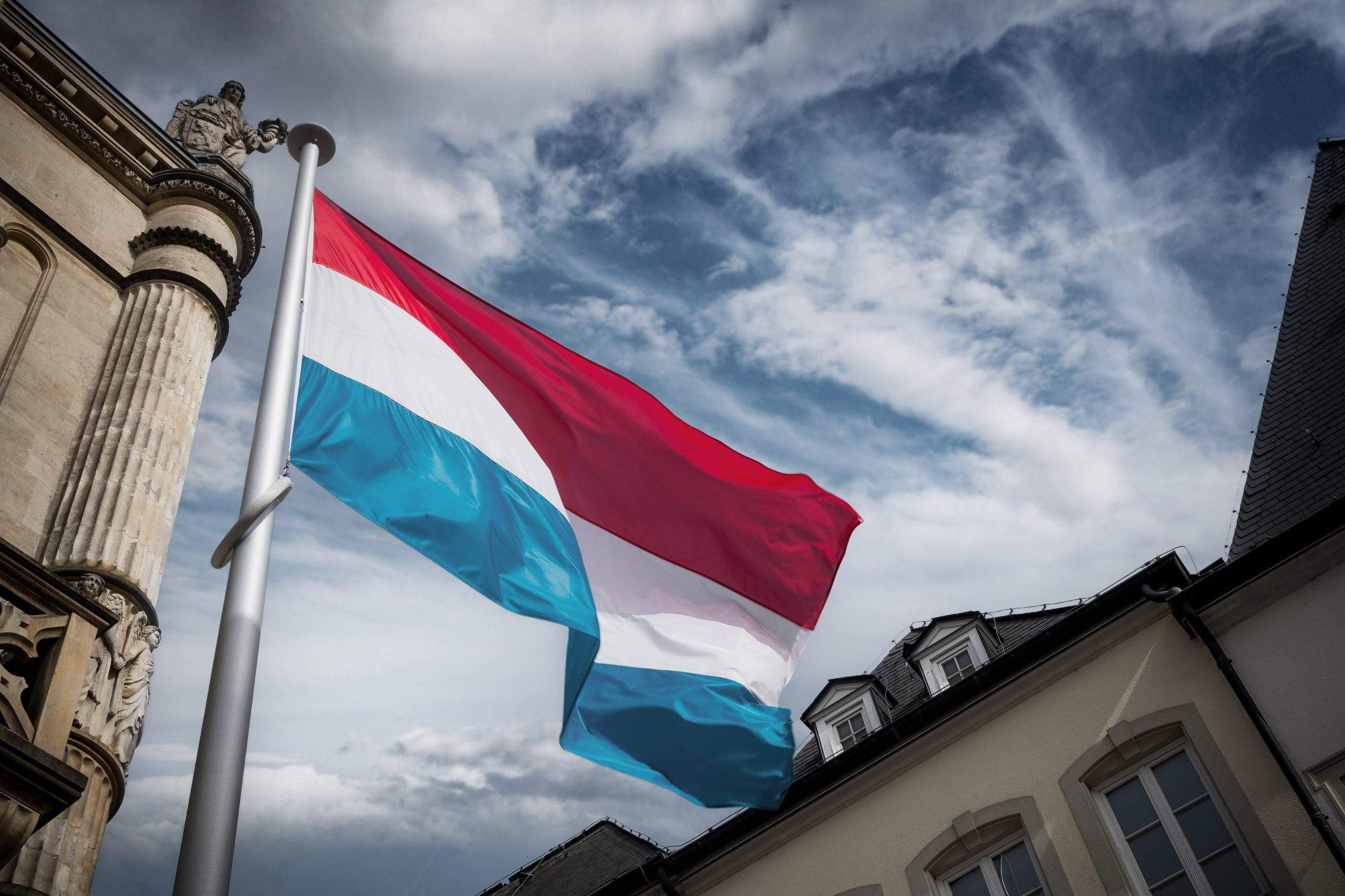 Drapeau luxembourgeois - Assurance-vie luxembourgeoise | Evergreen Patrimoine